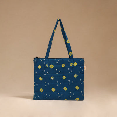 Handcrafted quilted handbag 08