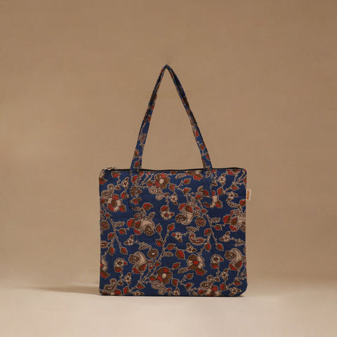 Handcrafted quilted handbag 11