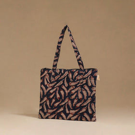 Handcrafted quilted handbag 111