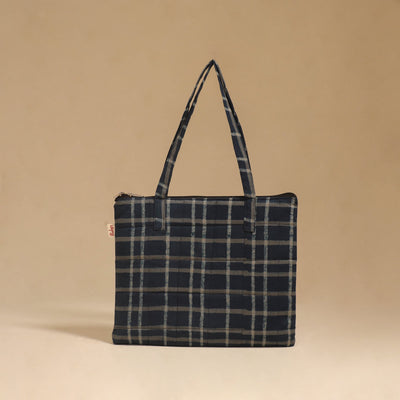 Handcrafted quilted handbag 15