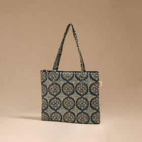 Handcrafted quilted handbag 21