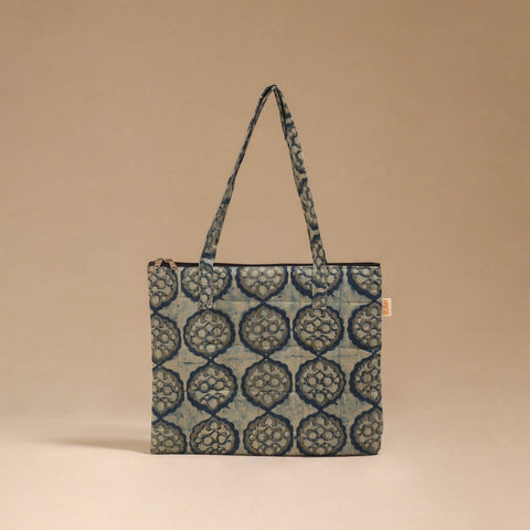 Handcrafted quilted handbag 21