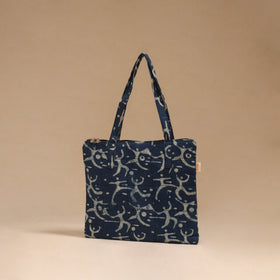 Handcrafted quilted handbag 24