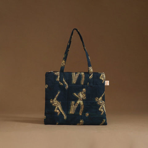 Handcrafted quilted handbag 37