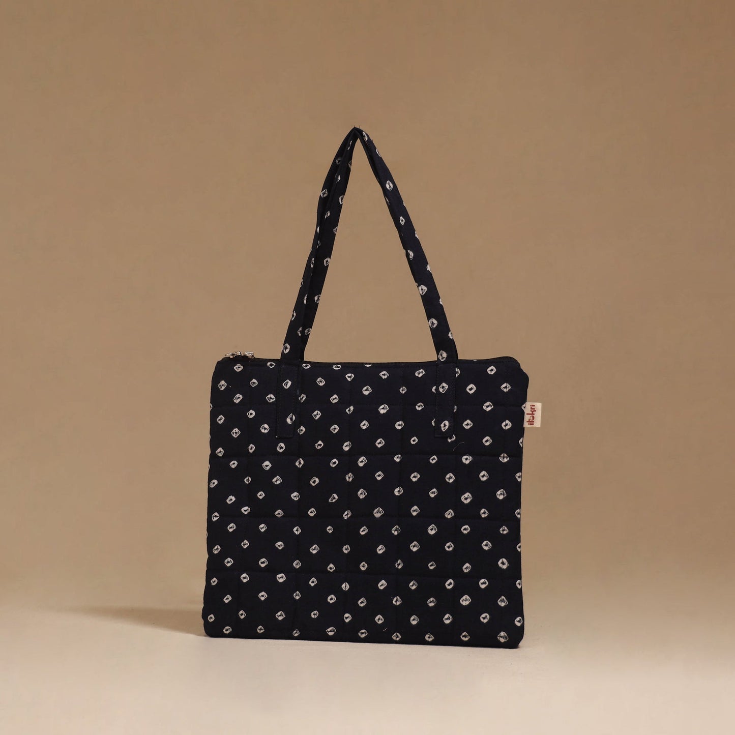 Handcrafted quilted handbag 87