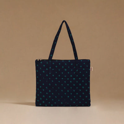 Handcrafted quilted handbag 90