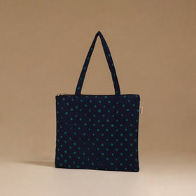 Handcrafted quilted handbag 90