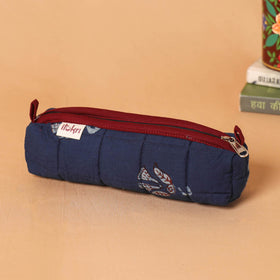 Handcrafted quilted pencil pouch 09