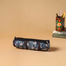 Handcrafted quilted pencil pouch 23