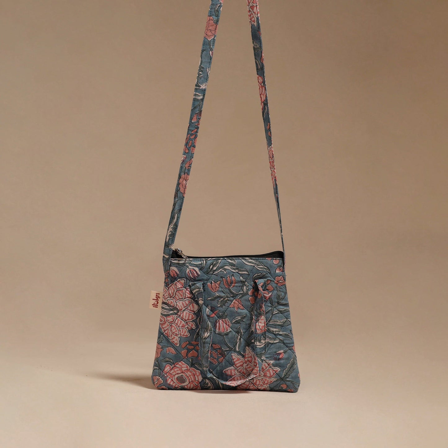Handcrafted quilted sling bag 05