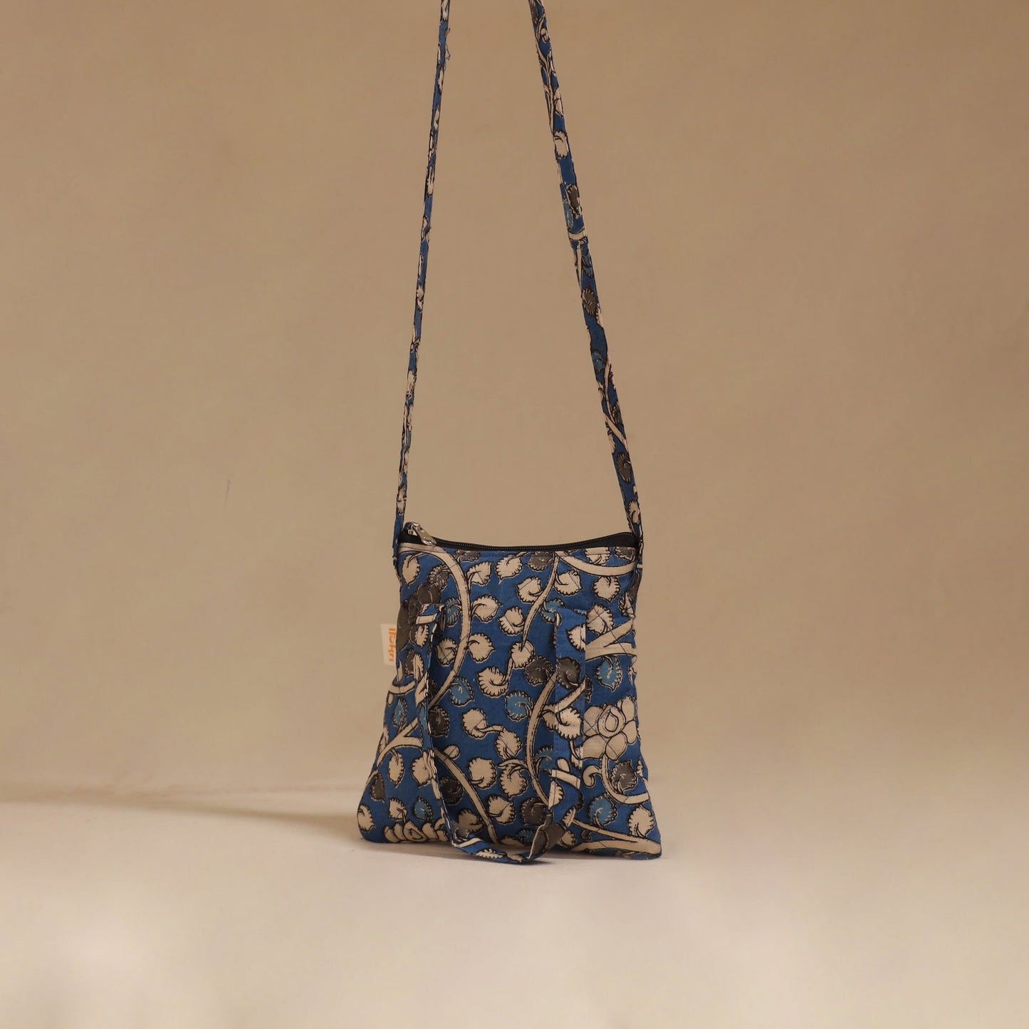 Handcrafted quilted sling bag 34
