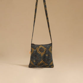 Handcrafted quilted sling bag 38