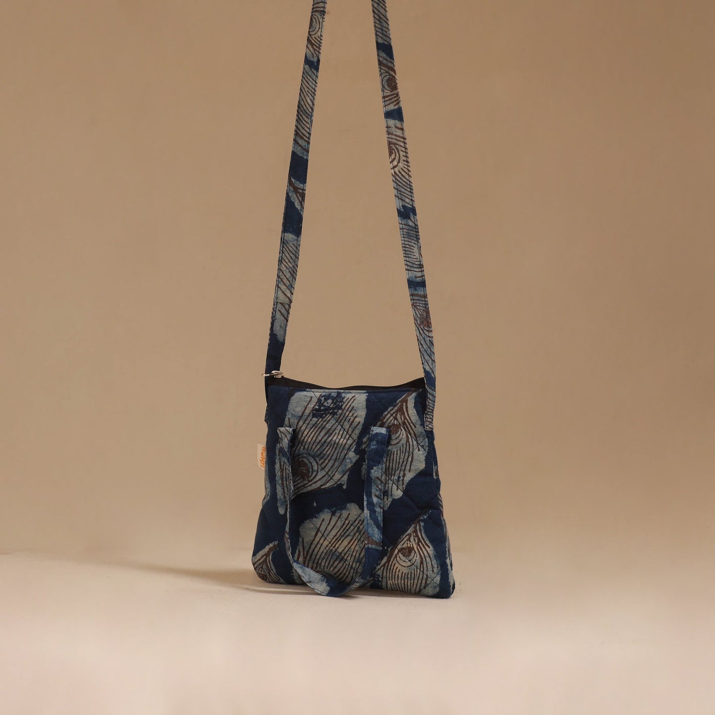 Handcrafted quilted sling bag 40