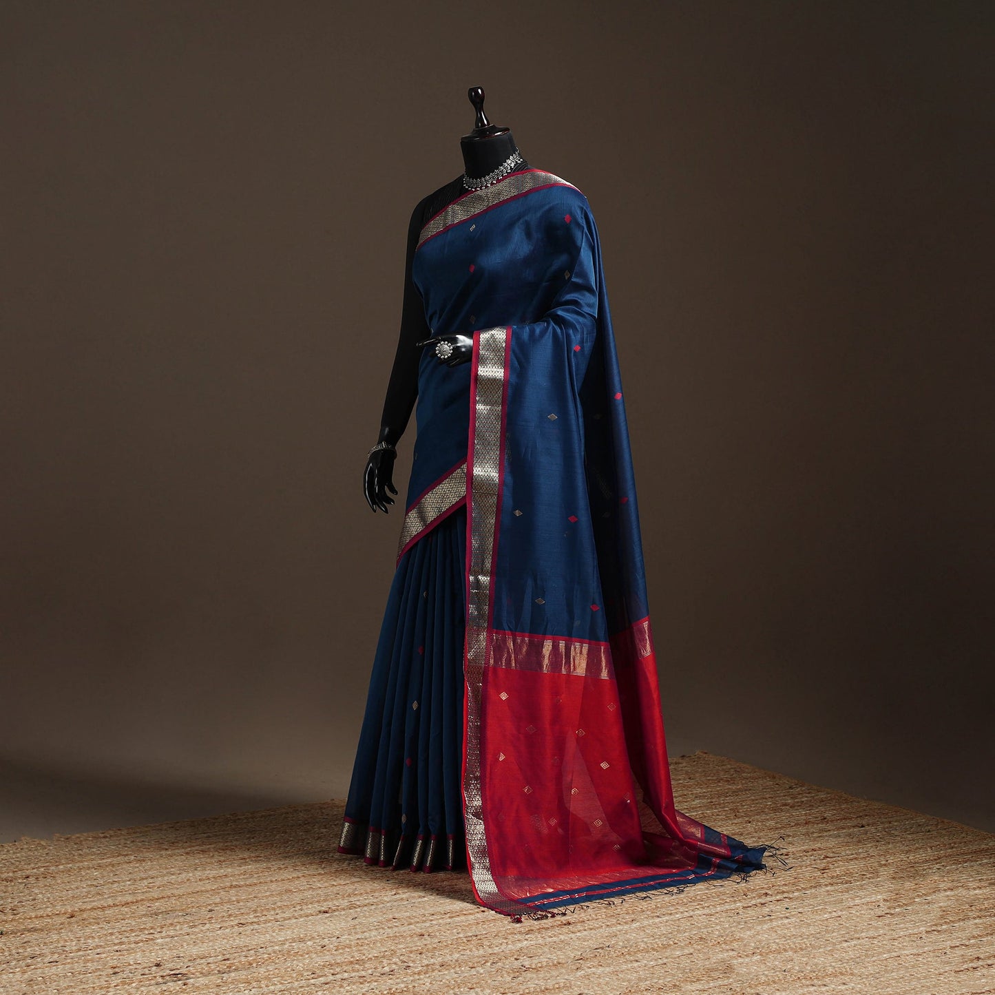 Blue - handloom buti maheshwari saree with zari border 35