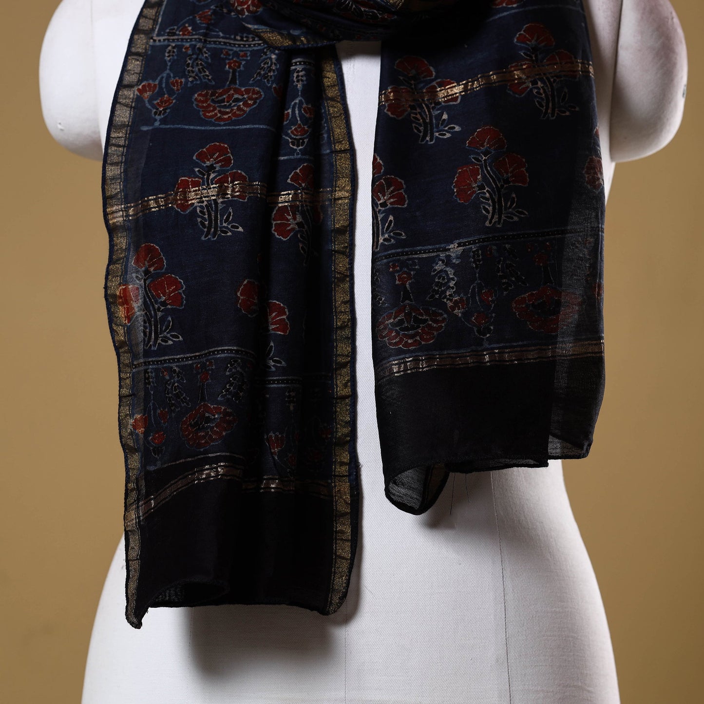 Handloom chanderi silk natural dyed stole 06 - handcrafted