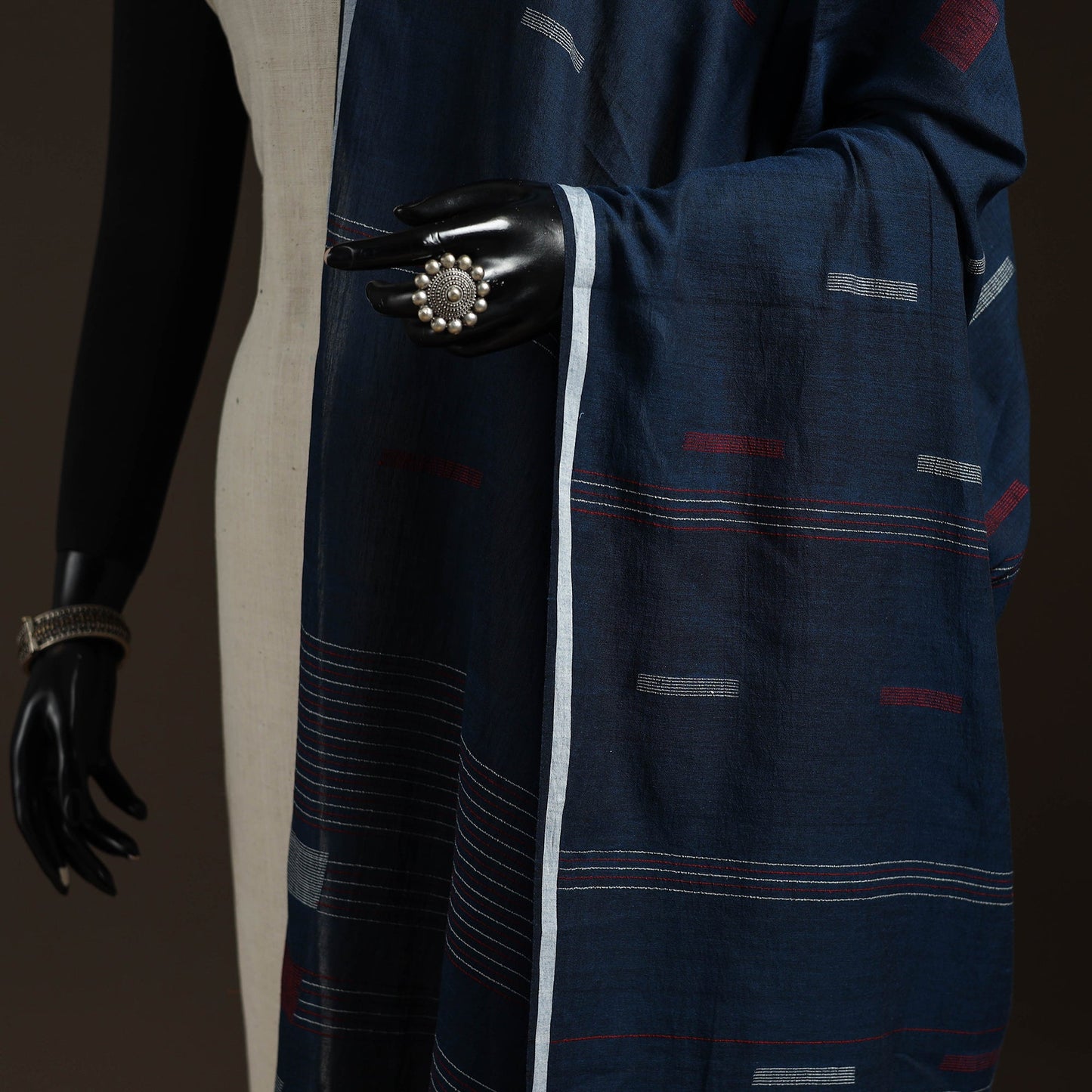 Handloom cotton bengal jamdani dupatta 41 - handcrafted