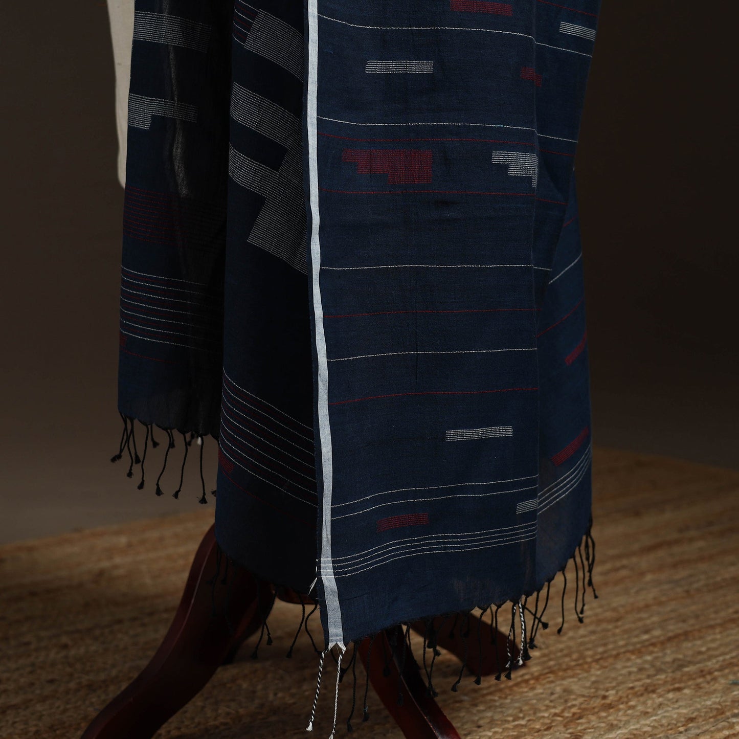 Handloom cotton bengal jamdani dupatta 41 - handcrafted