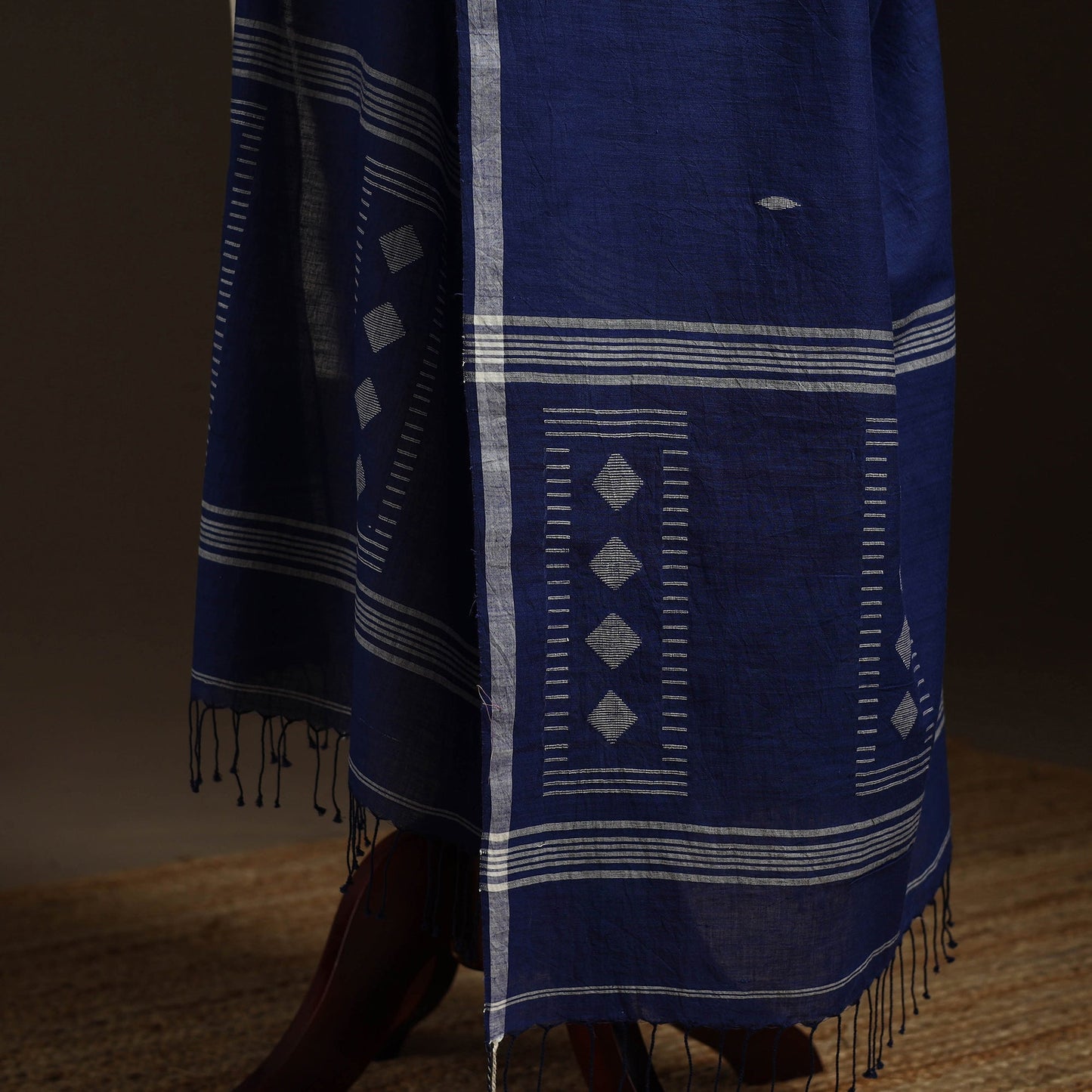 Handloom cotton burdwan jamdani dupatta 02 - handcrafted
