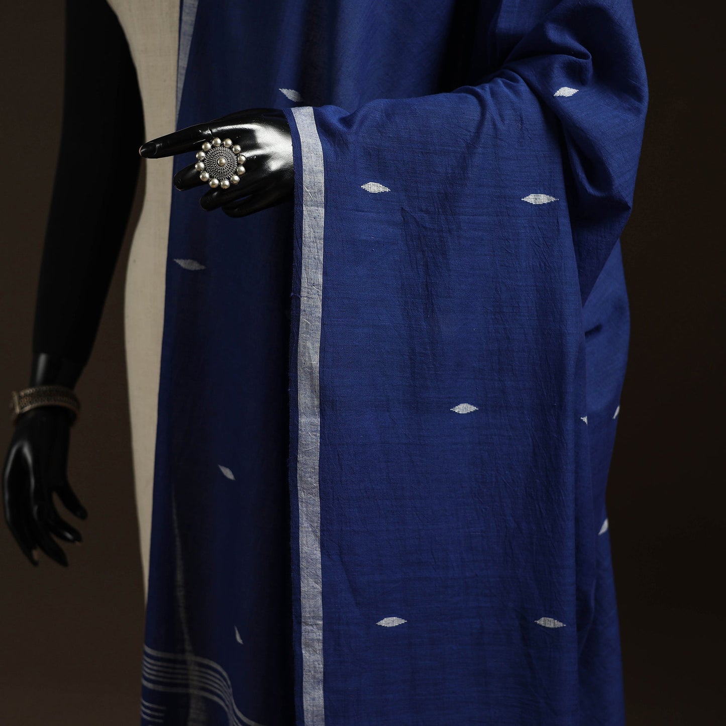 Handloom cotton burdwan jamdani dupatta 02 - handcrafted