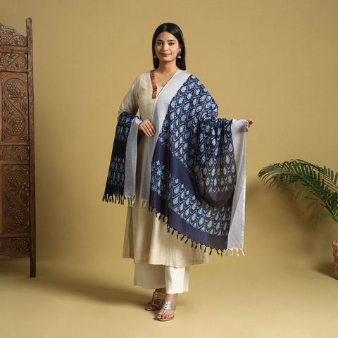 Blue Handloom Mercerized Cotton Pochampally Ikat Dupatta