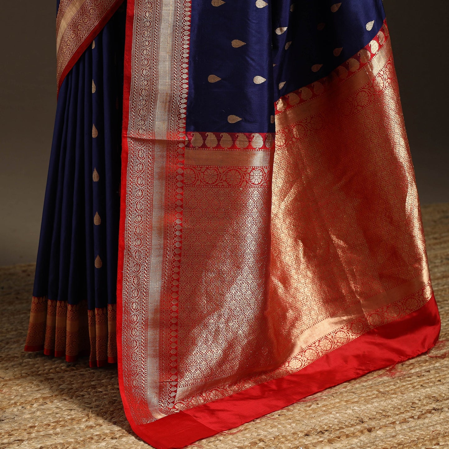 Blue - handloom pure katan silk kaduwa zari buti banarasi