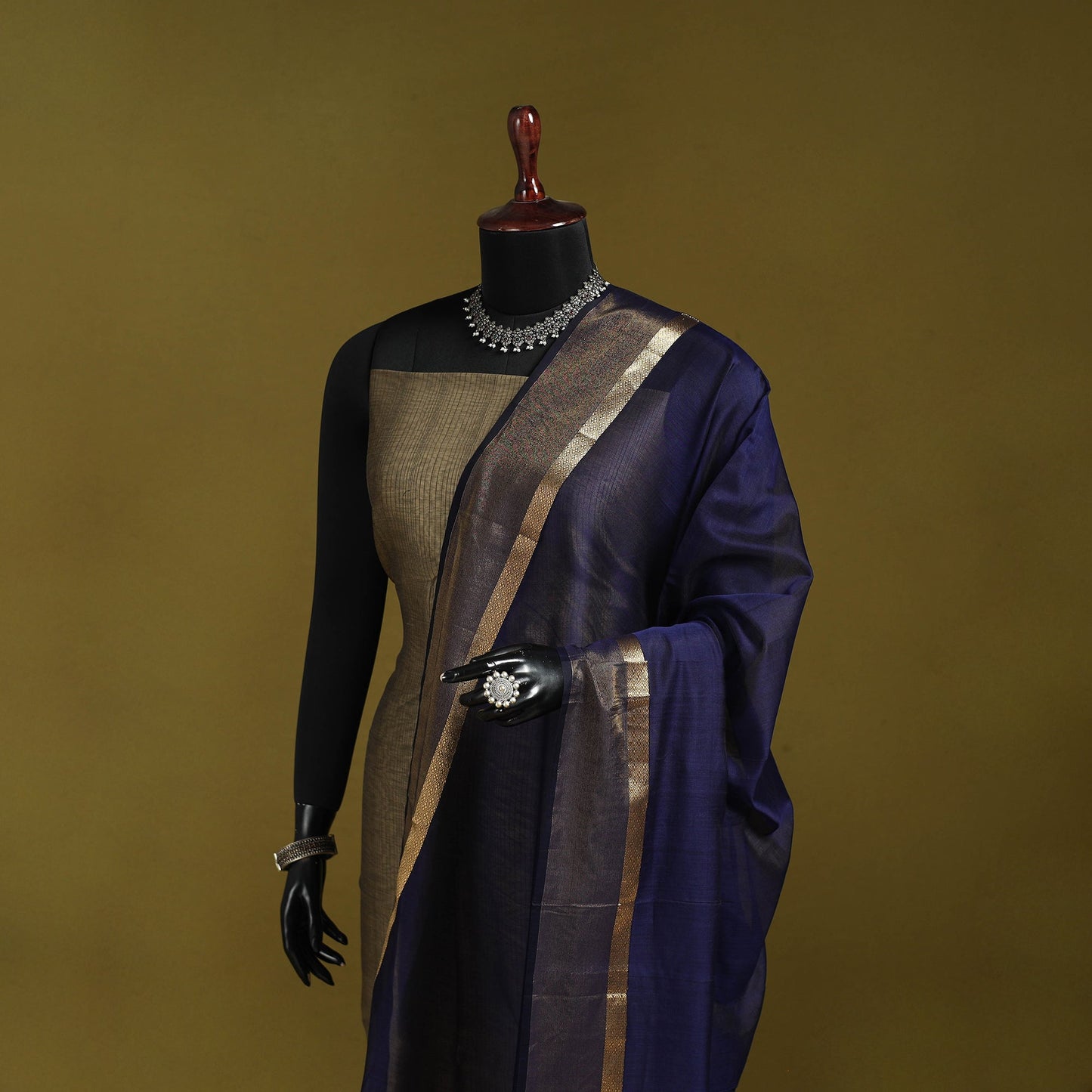 Handloom silk cotton maheshwari dupatta with zari border 31