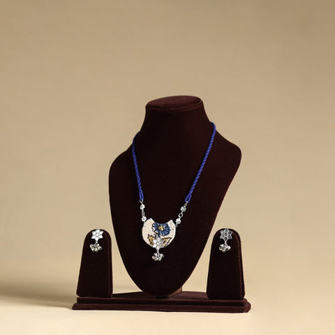 Buy Handmade Fabart GS Necklace Set