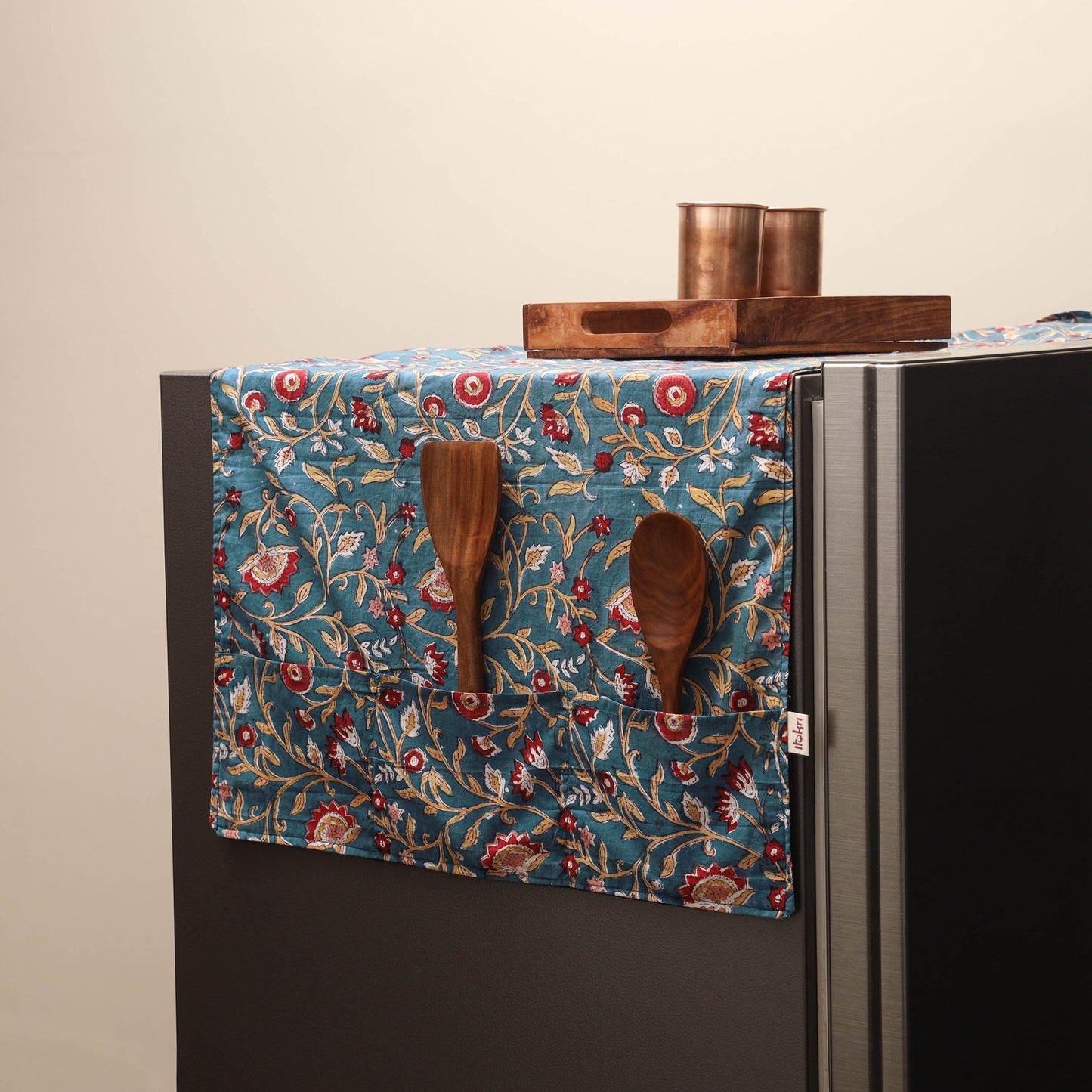 Handmade fridge top cover with multiple pockets 04