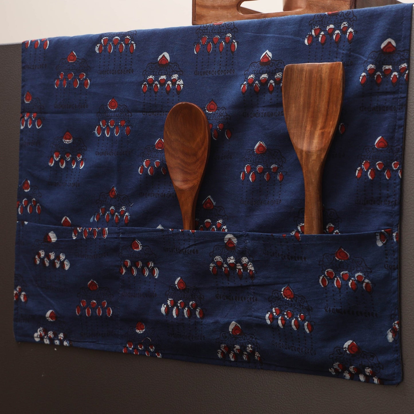 Handmade fridge top cover with multiple pockets 143