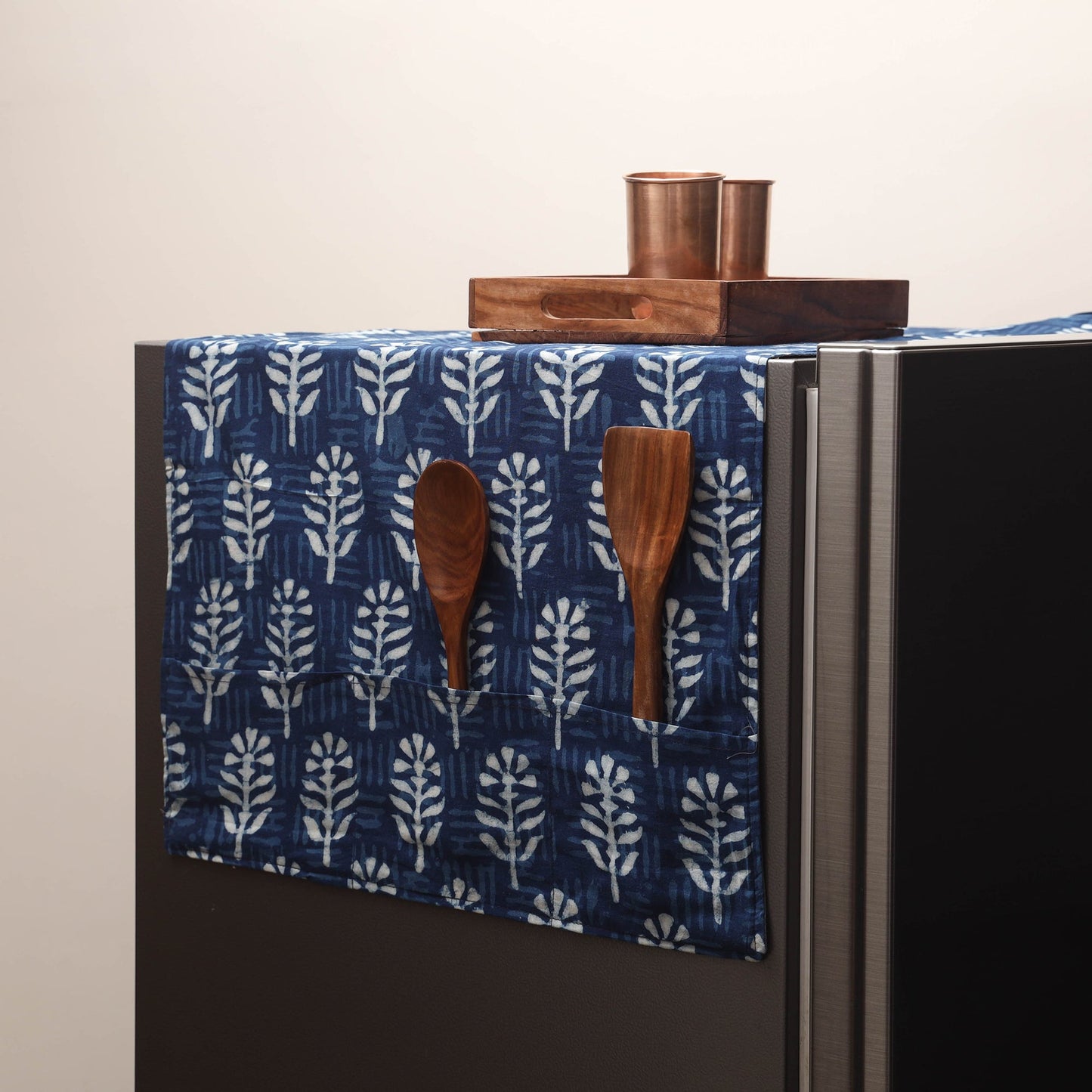 Handmade fridge top cover with multiple pockets 146