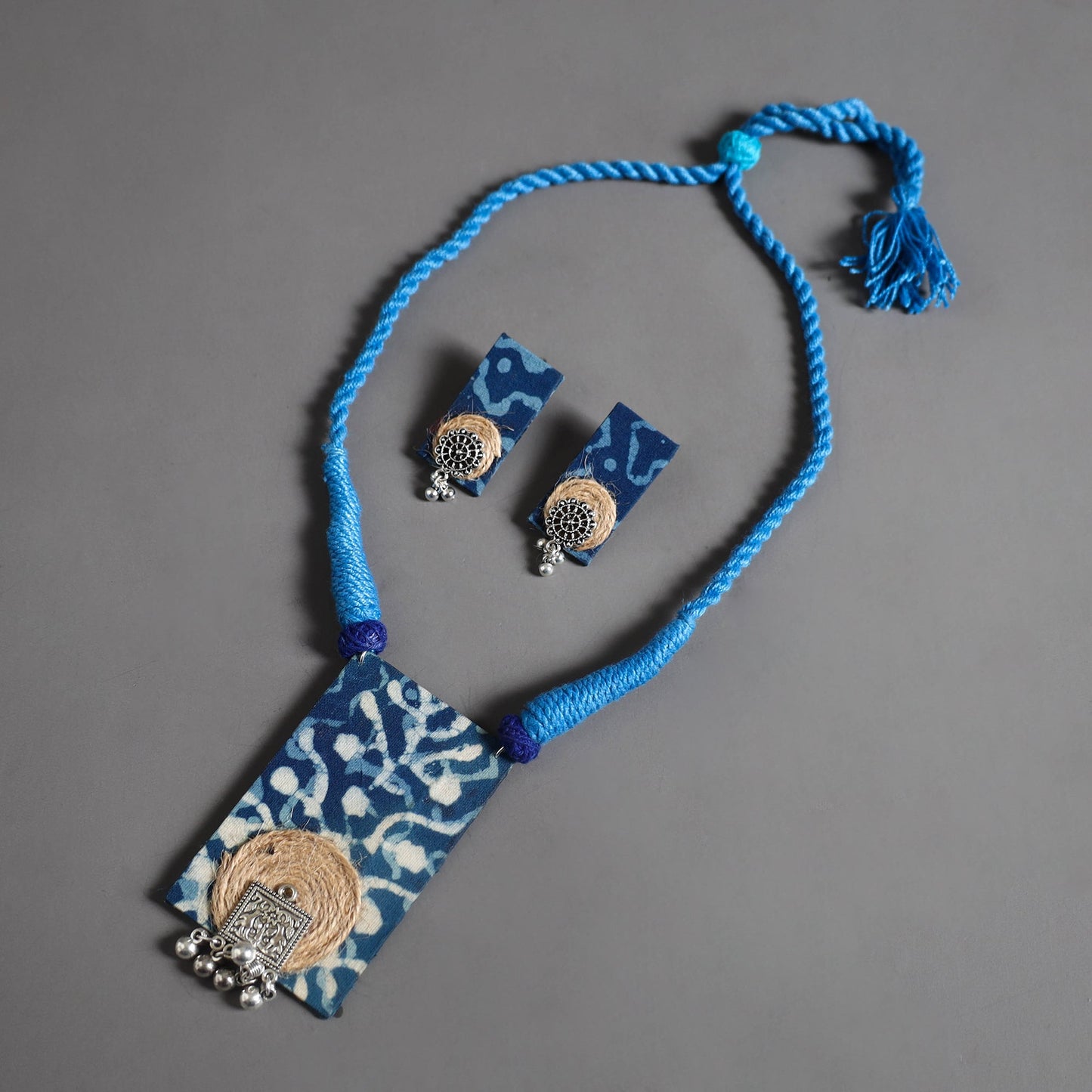 Handmade GS Jute Fabart Necklace Set 09