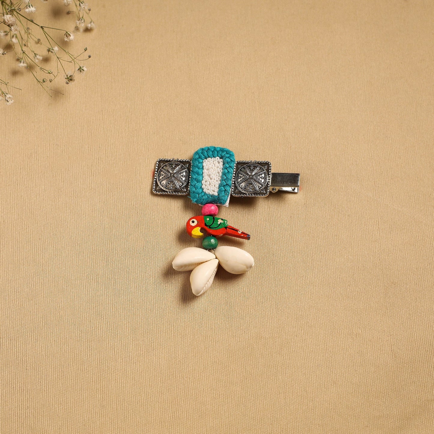 Handmade gs shell & thread work hair clip 28 - handcrafted