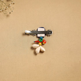 Handmade gs shell & thread work hair clip 37 - handcrafted