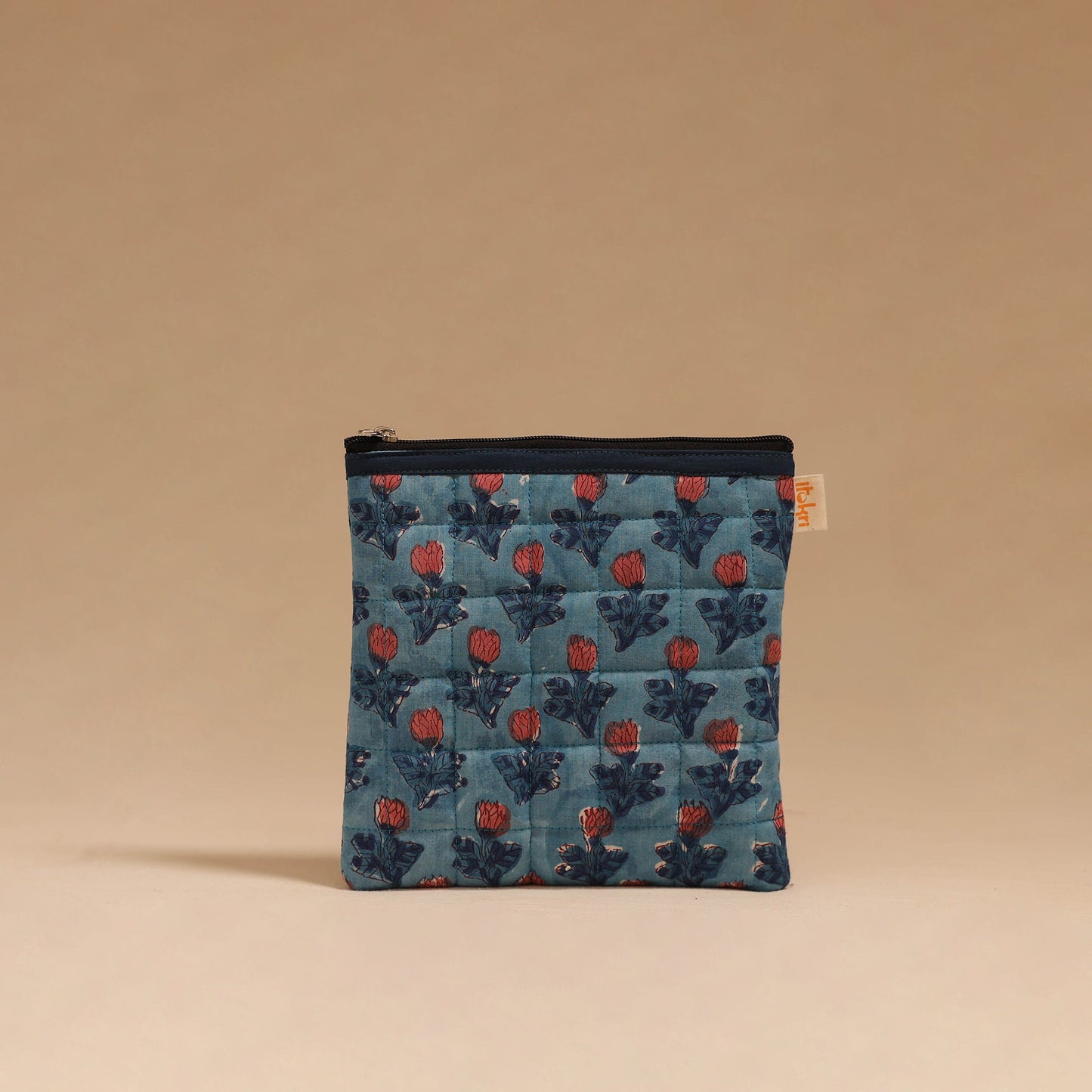 Handmade quilted utility pouch 03 - handcrafted