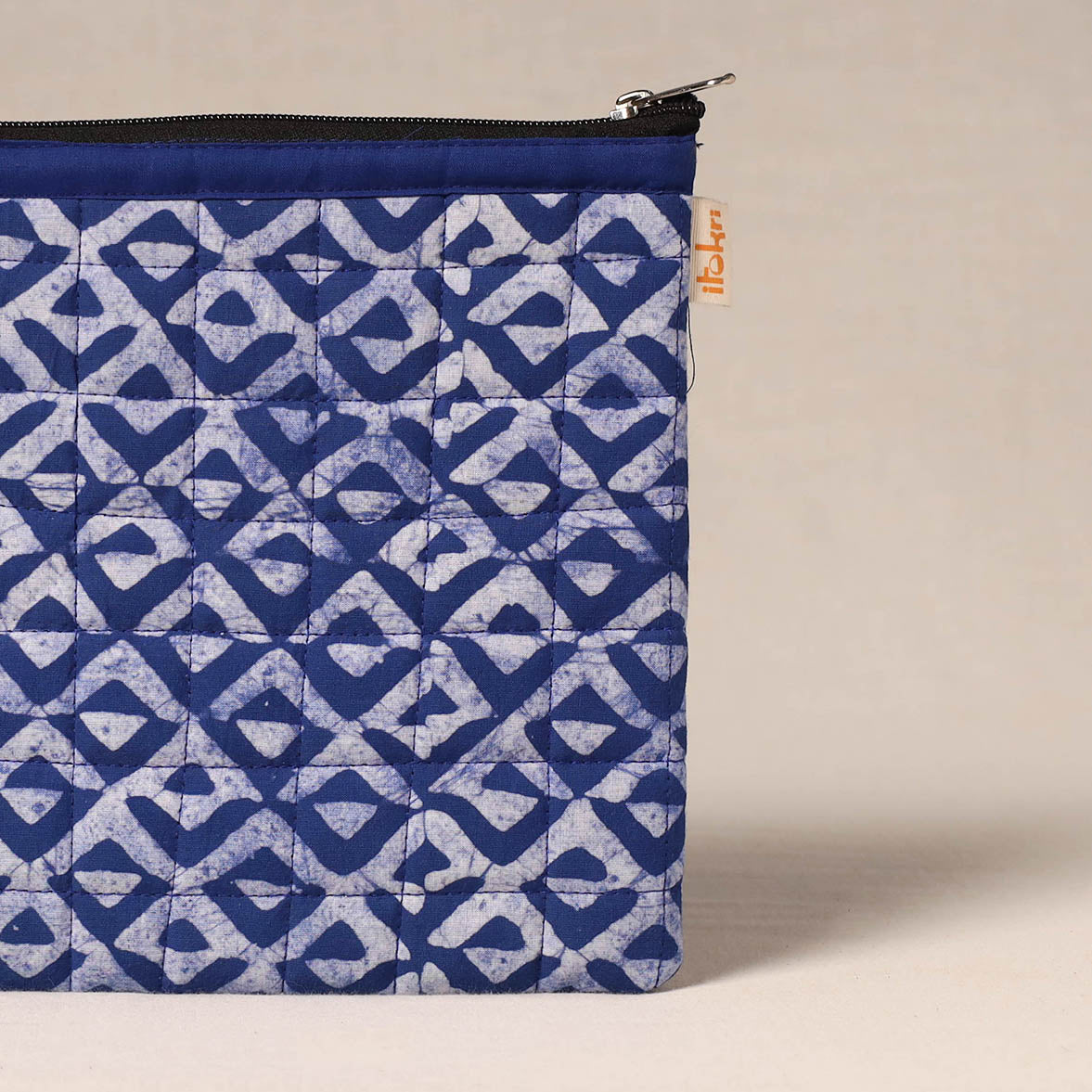 Handmade quilted utility pouch 09 - handcrafted