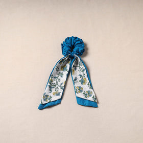 Handmade rubber band/scarf scrunchie 91 - handcrafted