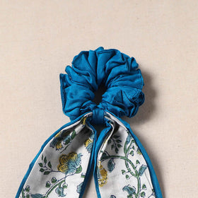 Handmade rubber band/scarf scrunchie 91 - handcrafted