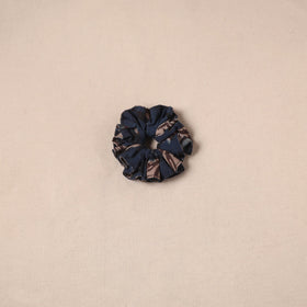 Handmade rubber band/scrunchie 103 - handcrafted