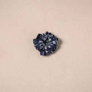 Handmade rubber band/scrunchie 60 - handcrafted