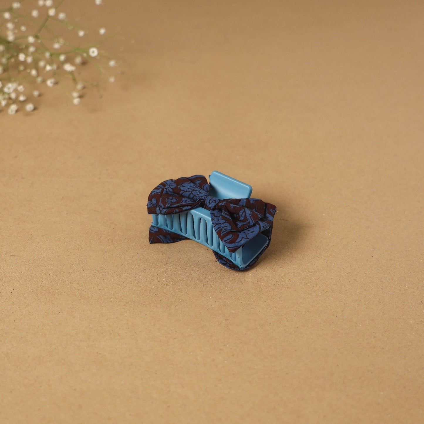 Handmade women’s bow hair claw clip 37 - handcrafted