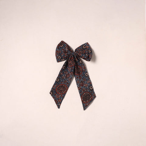 Handmade women’s bow hair clip 48 - handcrafted