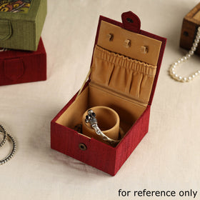 Green Kalamkari Ghicha Silk Handpainted Natural Dyed Bangle Box