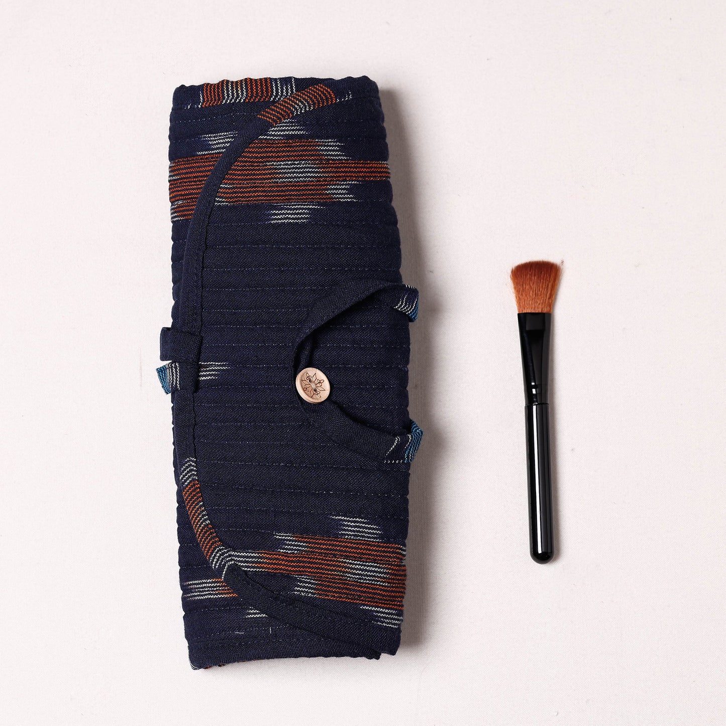  Ikat Fabric Multipurpose Segmented Make-up Brush Wrap Pouch/Case 