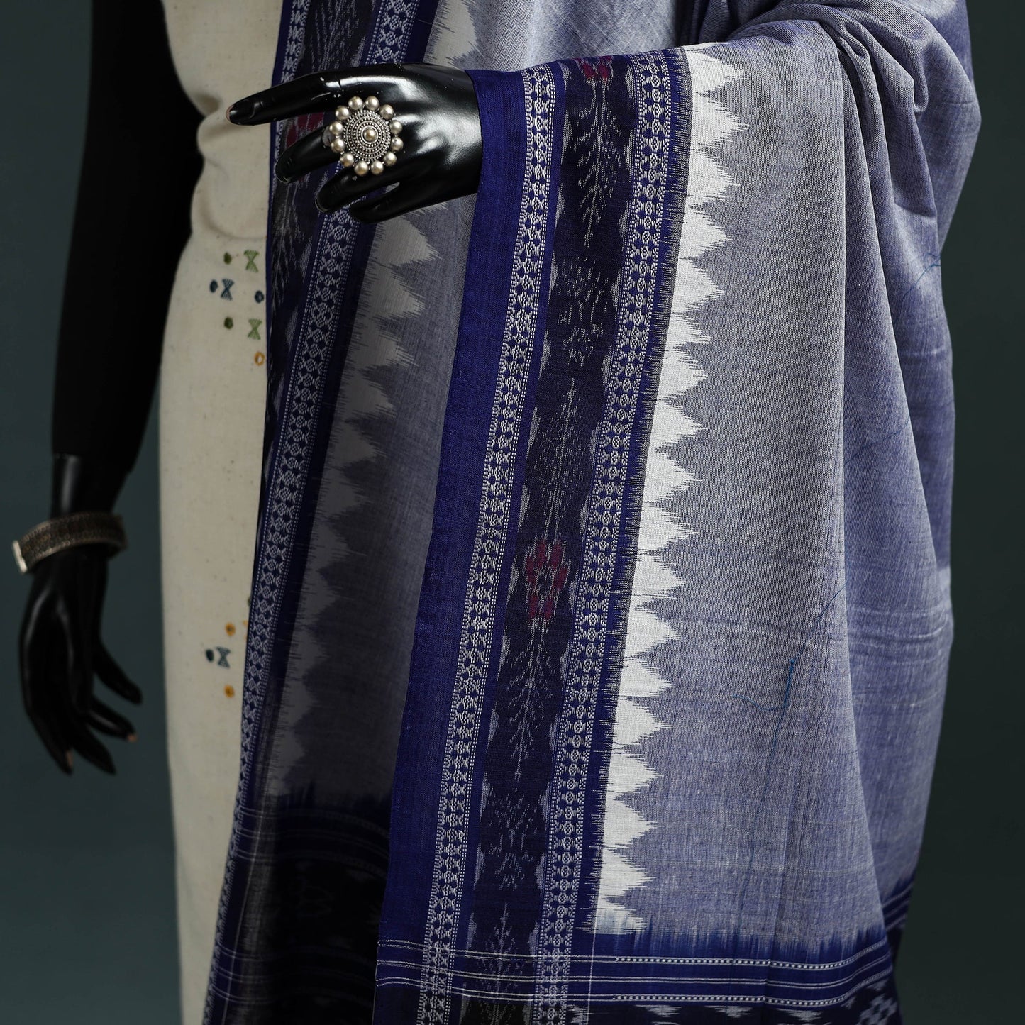 Ikat handloom cotton sambalpuri dupatta 07 - handcrafted