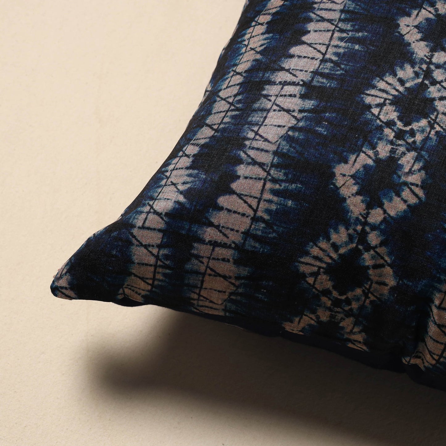 Indigo bagru cushion cover 41 - handcrafted