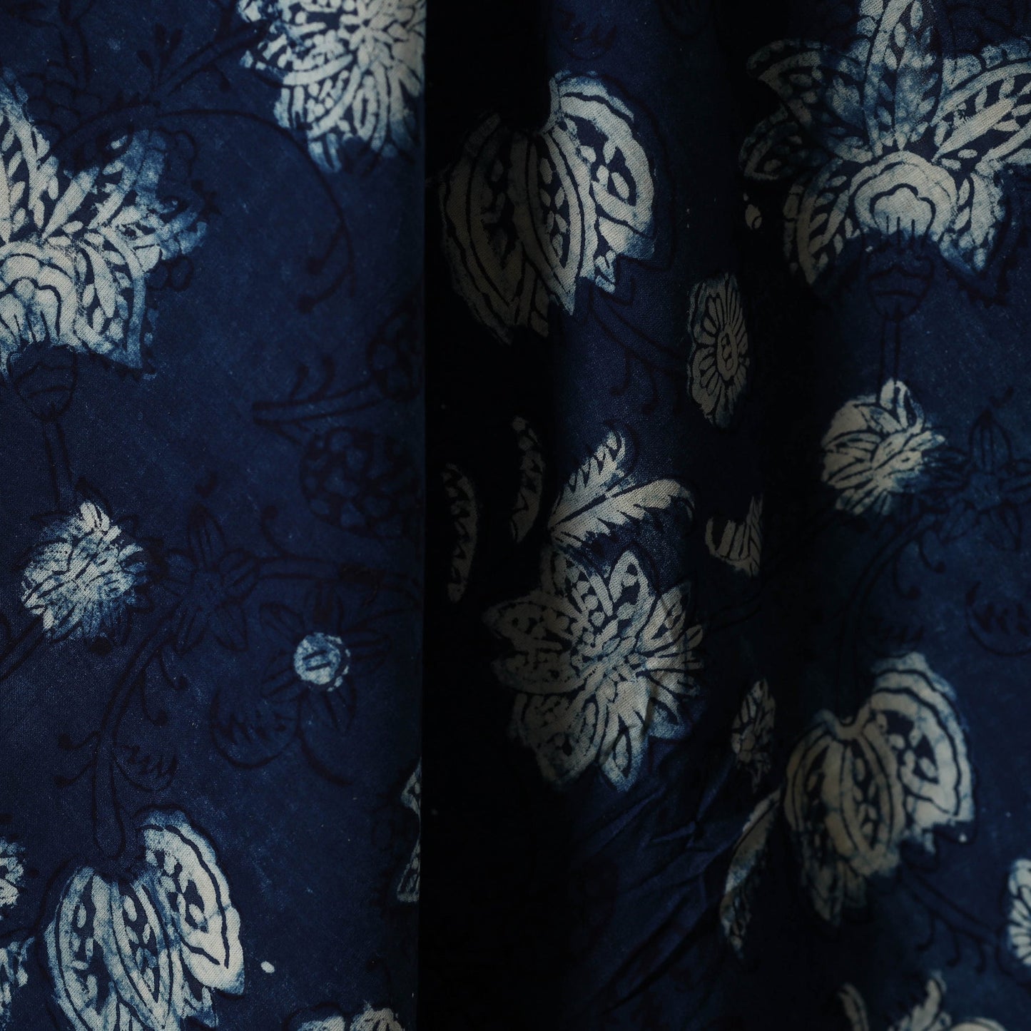 Blue - indigo bagru hand cotton fabric 02 - handcrafted