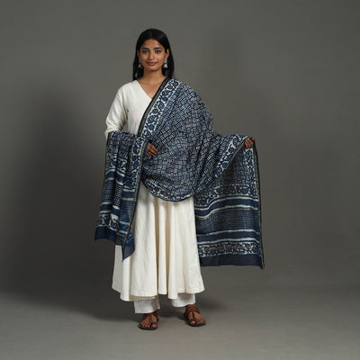 Blue - indigo - chanderi silk dabu bagru dupatta 05