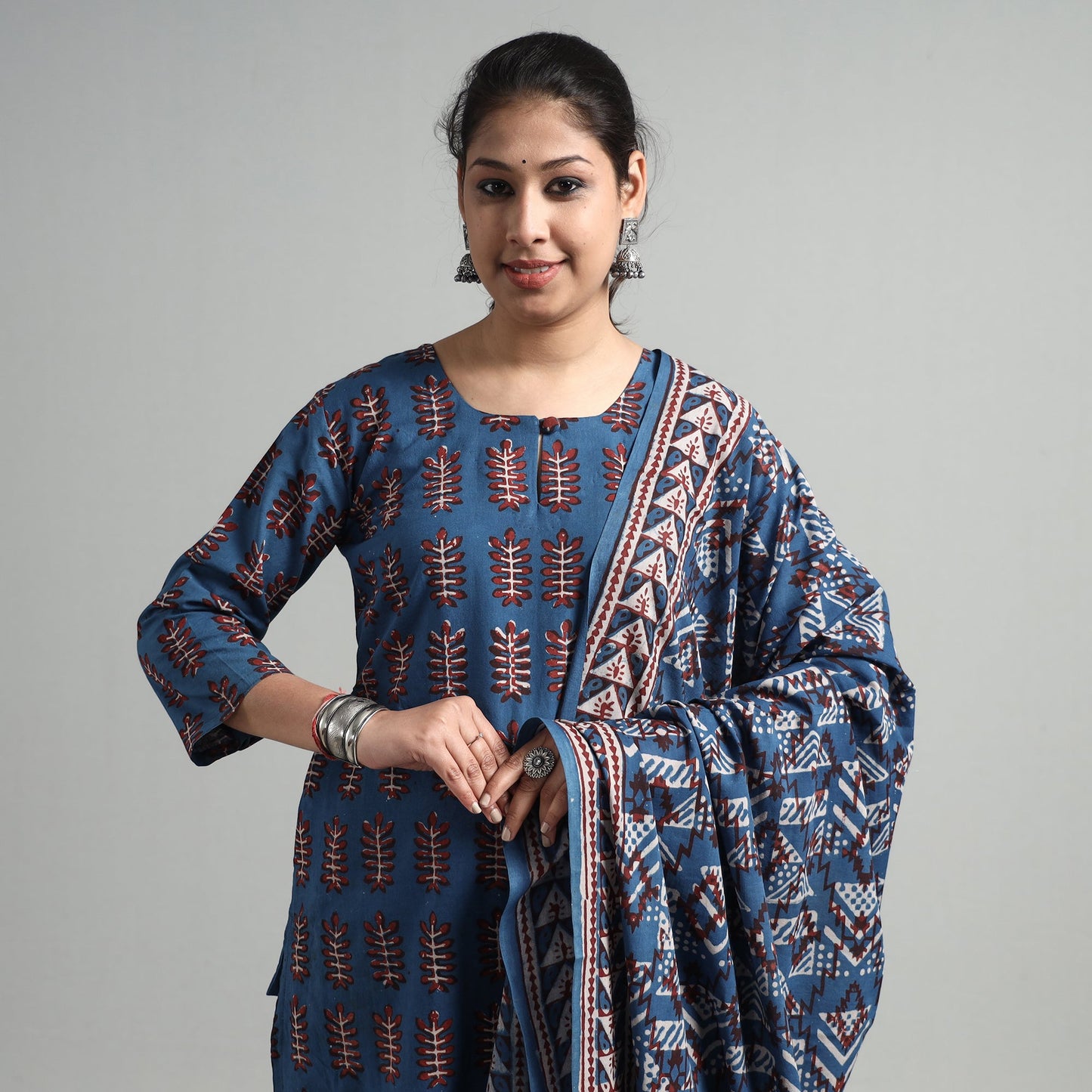 Buy Pipad Block Printed Cotton Kurta with Palazzo & Dupatta Set Online at iTokri.com