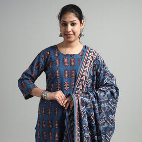 Buy Pipad Block Printed Cotton Kurta with Palazzo & Dupatta Set Online at iTokri.com