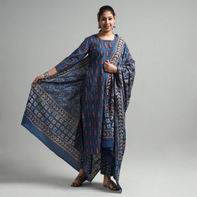 Buy Pipad Block Printed Cotton Kurta with Palazzo & Dupatta Set Online at iTokri.com